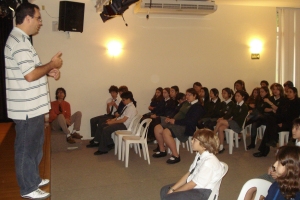 Palestra para alunos da Escola St. Nicholas em São Paulo